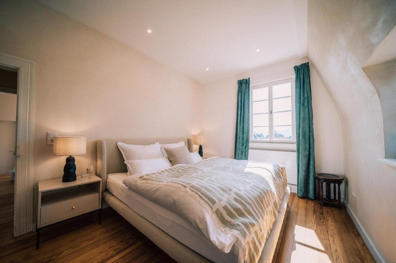 Gut Foersterlay - Exklusive Boutique Apartments Im Historischen Winzerhaus Direkt An Der Mosel Lösnich Екстериор снимка